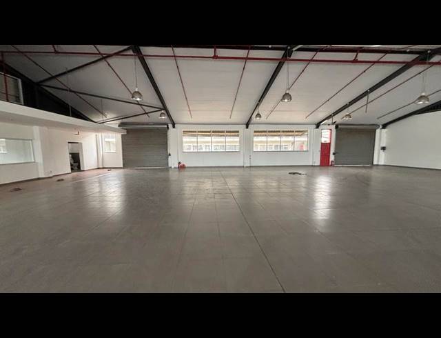 BUSINESS PROPERTY TO RENT IN PAARDEN EILAND